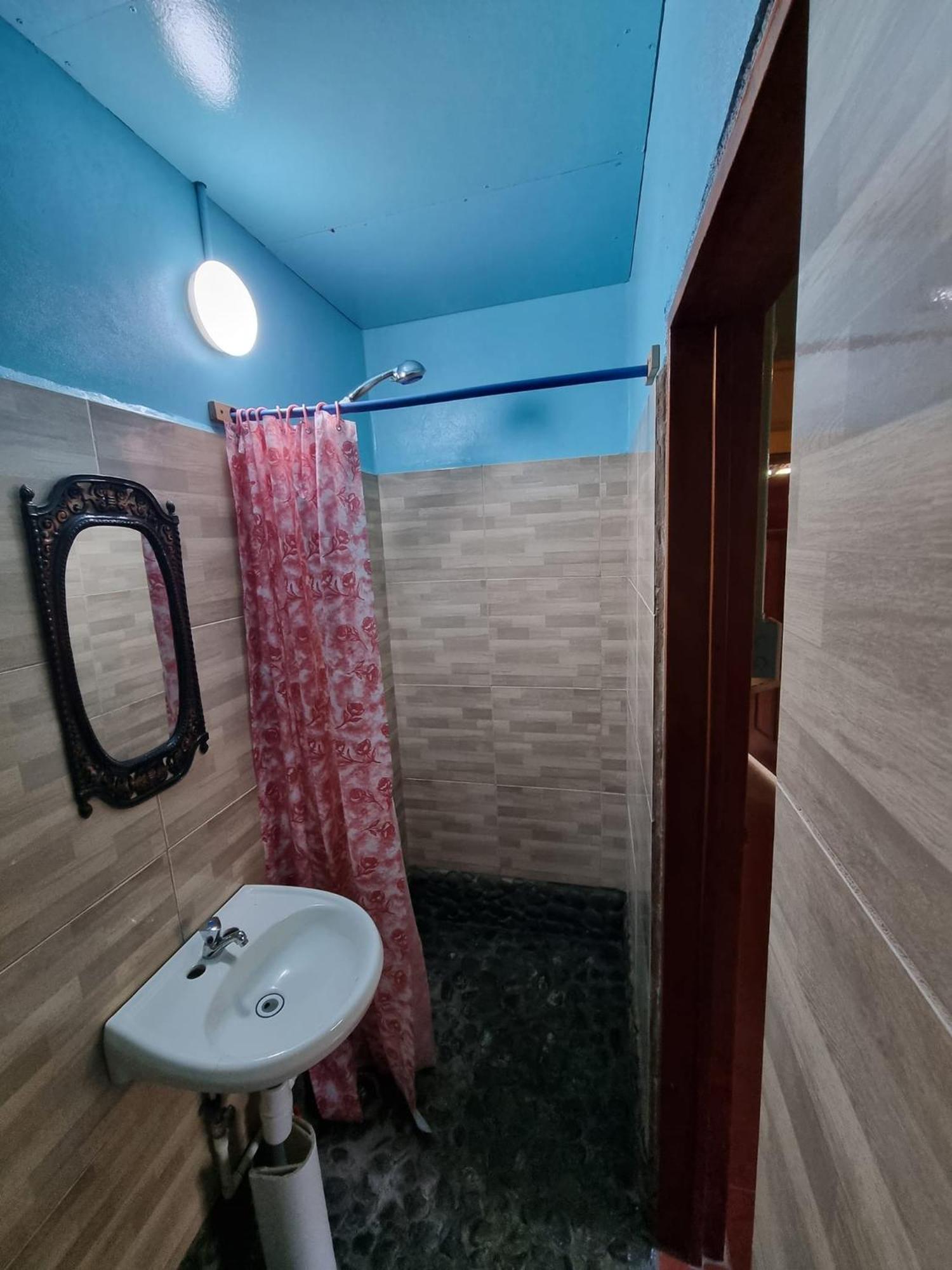 B&B, Family Run Homestay, Hospedaje La Penita Altagracia Exterior foto