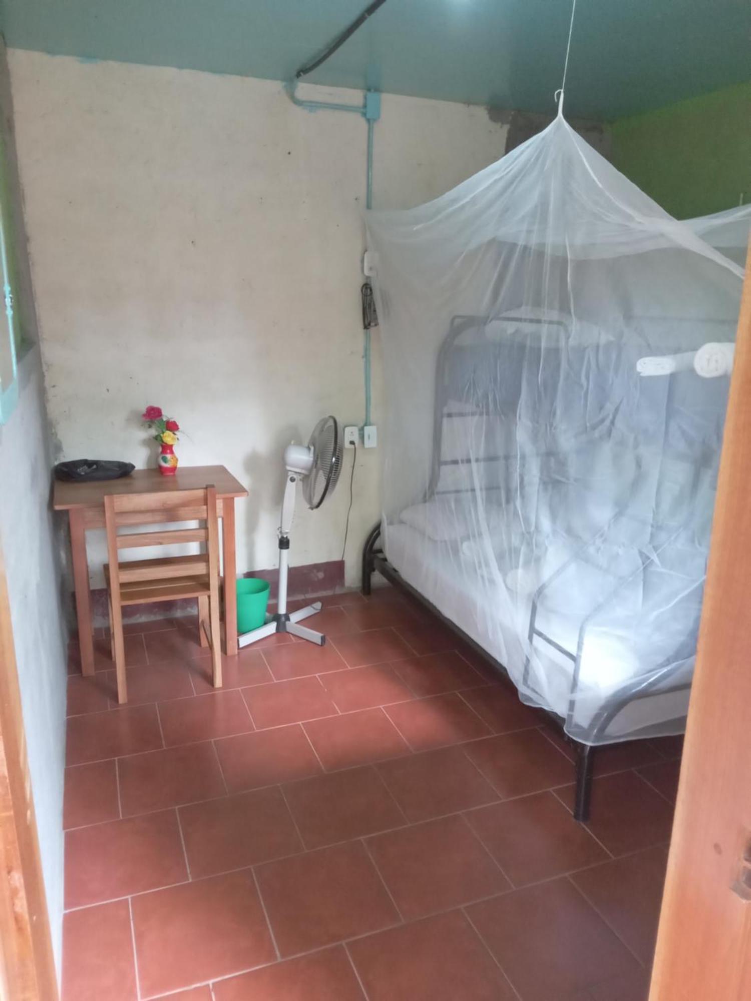 B&B, Family Run Homestay, Hospedaje La Penita Altagracia Exterior foto